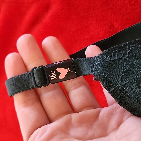 Victorias Secret bra- 36c- NWT - Picture 7 of 8